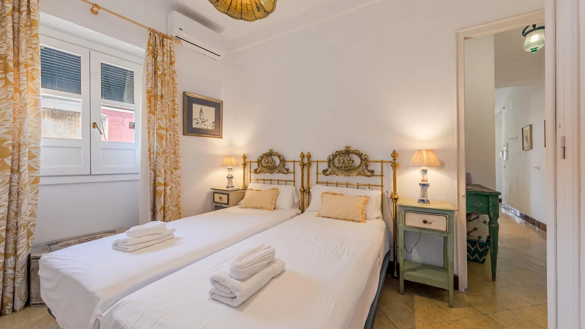 Apartment Apartamento Plaza De Dona Elvira Alcazar Seville